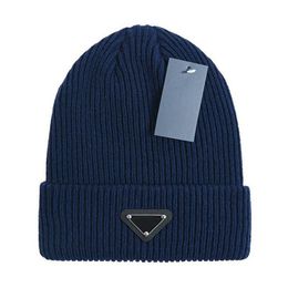 Chapeaux tricotés de haute qualité de luxe d'hiver en laine bonnet chaud pour hommes et femmes mode chapeau ajusté en plein air chapeau de crâne décontracté P-6