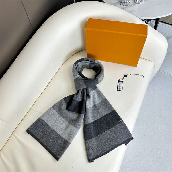 Designer tricoté rayé hommes et femmes écharpe universelle automne hiver écharpes polyvalentes pour la mode féminine cravates foulards classiques