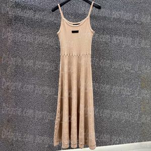 Designer gebreide vrouwen sling jurk geborduurde lettertank jurken luxe elegante smmer casual dagelijkse singlet jurk