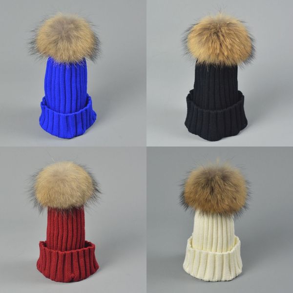 Diseñador de damas de punto Gorros de costilla Real Mapache Perro Bola de pelo Niños Fancy Plain Fur Pom Sombreros de invierno Mujeres para hombre Niños Skull Slouchy Cap Negro Gris Rosa 12 Color