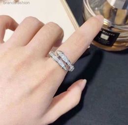 Anillo de nudo de cuerda de diseñador para mujer con diamantes Anillos de moda para mujer Joyería clásica Chapado en oro Boda rosa al por mayor Indefinido