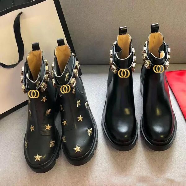 botas cortas 100% piel de vaca Hebilla de cinturón Zapatos de mujer de metal Clásico Tacones gruesos Zapato de diseñador de cuero Tacón alto Bota de dama de diamante de moda Tamaño grande 35-42 us5-us11 Con caja