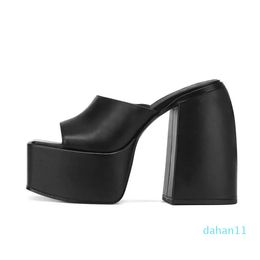 Designer Ladies Zomerstijl Highheeled Slippers Buckle Belt Ladies Bruiloft Microvezeldederen platform Sandalen