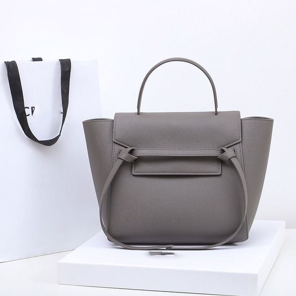 Designer Lady Mini sac de ceinture en cuir de veau Bandoulière amovible avec poignée en cuir zippée Designer Luxury Women Bag Ladies Leisure Handbag Luxury Ladies