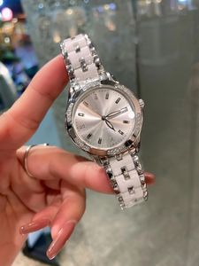 Reloj de diseñador para mujer, diámetro 35mm, espesor 10mm, movimiento de cuarzo importado, acero 316, espejo de cristal de zafiro AAA