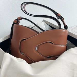 Sac à main en cuir design sac à bandoulière sac fourre-tout de luxe sac à bandoulière en cuir sac à bandoulière carré à la mode de haute qualité