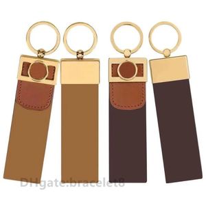Designer en cuir porte-clés marque alliage lettres sac de voiture pendentif mode couple haute qualité porte-clés cadeau longue boucle voiture porte-clés accessoires