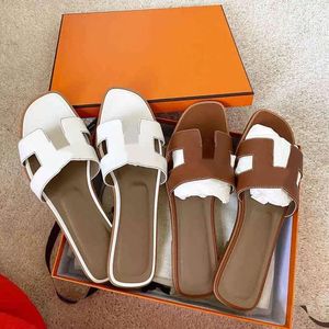 Designer en cuir dames sandales chaussures plates d'été fashion plage femmes pantoufles glisser la lettre