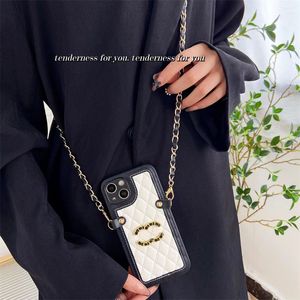 Designer Leather Phone Chain Cases IPhone 13 Pro Max 12 XR Fashion Designers Femmes Hommes Lady Print Cover Luxury Mobile Shell Protection Case