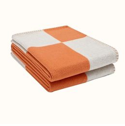 Designer Letter Cashmere Deken Haak Soft Wool Shawl Kinderen draagbare warme geruite bank reisfleece gebreide dekens handdoektapijt 130*180 cm