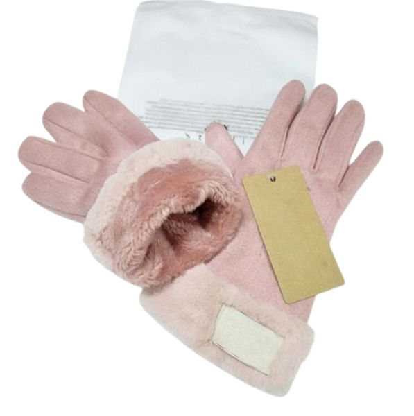 Diseñador Carta Guantes Invierno Otoño Moda Mujeres Hombres Cashmere Mitones Guante con encantadora bola de piel Deporte al aire libre Inviernos cálidos Guantes C01