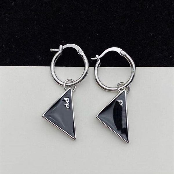 Diseñador Carta Triángulo Stud Largo Dangler Negro Blanco Cuelga Pendientes Joyería de Moda Boda Pendiente de Cristal de Lujo Regalos271L