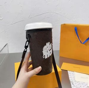 Lettre de concepteur femmes porte-monnaie automne hiver explosif tasse de café sac marque graffiti lettres cylindre fourre-tout de luxe femme Lager268G