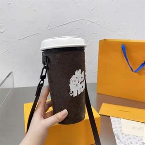 Lettre de concepteur femmes porte-monnaie automne hiver explosif tasse de café sac marque graffiti lettres cylindre fourre-tout de luxe femme Lager280k