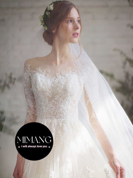 Robe de mariée légère designer 2024 Nouvelle mariée mariage simple Forest Style Long Manched Super Dream Court Train