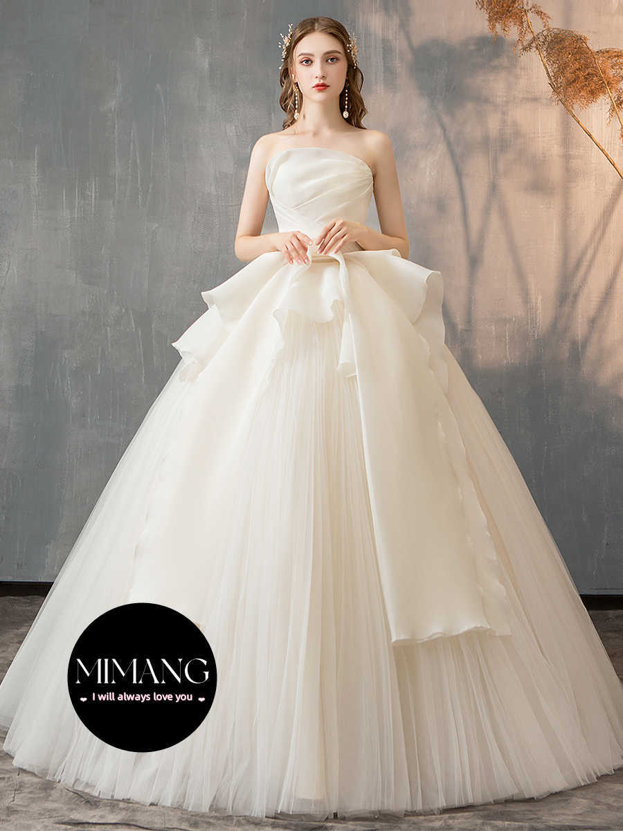 Designer Light Wedding Dress 2024 Nieuwe bruid beha met hoogwaardige sensatie bosstijl super onsterfelijke dromerige staartjurken elegantie