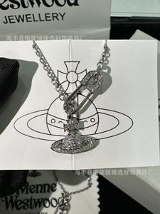 Diseñador Lin Zhou Pin Full Diamond Saturno Collar Collar de mujer brillante Pon de diamante Full Diamond Chain Collar Collar 164