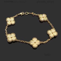 Pulsera de cadena de eslabones de diseñador Cleef Clover Moda para mujer 18k Pulseras Joyas U6 16xw9d1f6 {categoría}