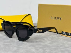 Designer Loewf Lunettes de soleil Femmes Dentelle Cadre Feuille Lunettes Hommes Personnalité Belles lunettes de soleil