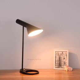 Lampe de lecture d'étude nordique lampe de Table de chevet lampe de bureau pour enfants lumière de chambre d'hôtel lampe de bureau led pour étudiant apprentissage travail lampes pour les yeux
