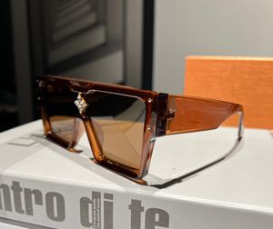 Diseñador LOU VUT gafas de sol geniales de lujo Cyclone para hombres y mujeres estilo Anti-Ultraviolet Retro Plate square Full Frame Eyeglasses Brand Random con caja original