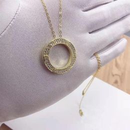 Collier d'amour de créateur Bracelets en or Bracelet longs colliers pour femmes bijoux de mode cadeau d'anniversaire Luxus-Halskette amant de luxe218s