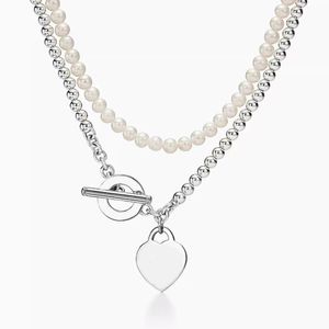 Collier d'amour de styliste avec pendentif pour femmes, colliers de perles de luxe, accessoires de bijoux de mariage