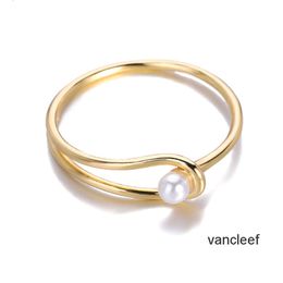 Designer Love Ring Elegant Temperament Pearl Anneaux pour femmes Simple Romantic Wedding Fashion Femme Jewelry Finger Accessoires Cadeaux pour femme