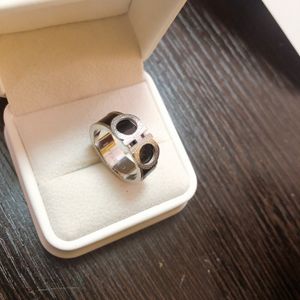 Designer Love Wedding Gift Ring Bague en plaqué or 18 carats avec logo de marque Bague en cuir à motif classique Conçu pour les femmes Bijoux de fête de voyage Imperméable à l'eau
