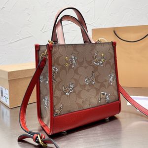 Designer Mooie Honden Patroon The Field Totes Tassen Willow Tote Schoudertas Luxe Vrouw Hand Emmer Dames Grote Capaciteit Portemonnee Portemonnee Totes Grace Maat 22x20cm