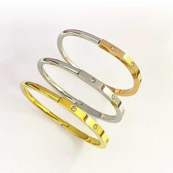 Designer bijoux à bas prix coréen gravé 18k en or titane en acier Tiffay 6 Diamond New Bracelet