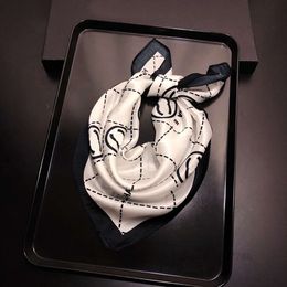 Designer luxueux foulard en soie bandeau châle wrap marque lettre haut de gamme modèle classique châle foulards cadeau facile à assortir doux au toucher