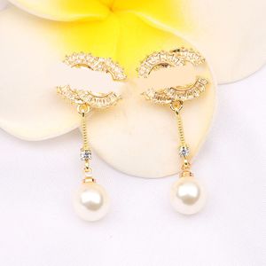 Designer Luxe 18K Gold Ploated Stud Earring voor elegante vrouwen dubbele letterontwerpers Little Pearl hanger hangerse sieraden bruiloftsfeest cadeau van hoge kwaliteit 20style