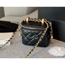 Designer Luxury tas Hoogwaardige 2024 Classic Mini ijdelheid met kettingbox Trunk Bags Caviar Leather Crush Gold Ball Crossbody Schouderontwerper Handtassen Tiny Tiny