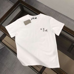 Designer Luxury Balencigas Classic New Crewneck confortable imprimé monogramme, T-shirt à manches courtes décontracté polyvalent, adapté aux hommes et aux femmes, élégant