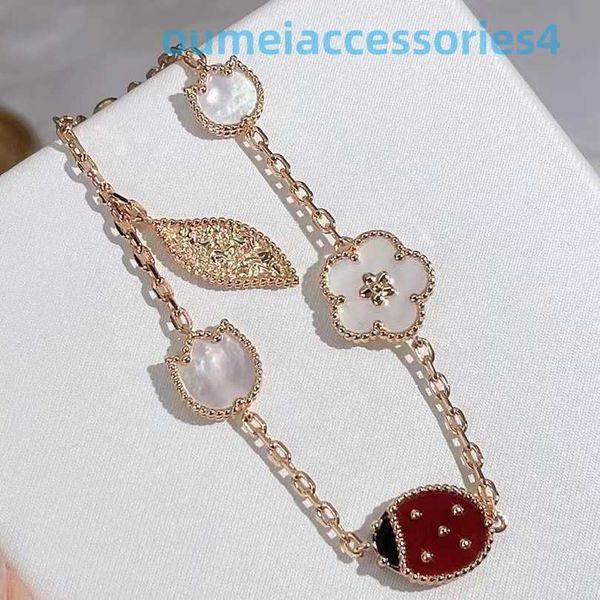 Diseñador de joyería de marca de lujo Vanl Cleefl Arpelsbracelet v Mariquita de siete estrellas chapada en oro rosa de 18 quilates para niñas con sentido avanzado Transmisión pequeña y en vivo