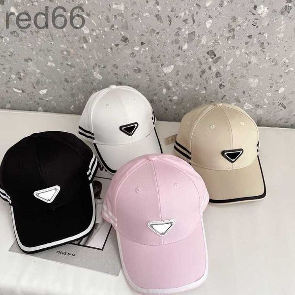 diseñador de lujo cubo sombrero Italia sombrilla gorra hombres y mujeres color sólido moda tendencia transpirable diseño simple joven lindo verano blanco negro colores muy agradable CE57