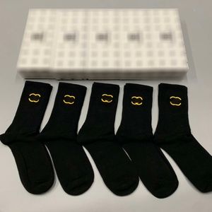 Chanells Designer Luxury Channel Chaussettes Mode Hommes et Femmes Casual Coton Respirant 5 Paires Chaussette Avec Boîte 02101