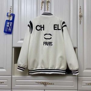 Designer Luxury Chaopai Classic American Baseball Cost Trendy Brand Spring décontracté et Automne Veste en vrac Broidered Polylople New Couple Letter High Street