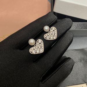 Designer Luxury Diamond hartvormige stud oorbellen vrouwen elegante strass earring bruiloftsfeestje sieraden