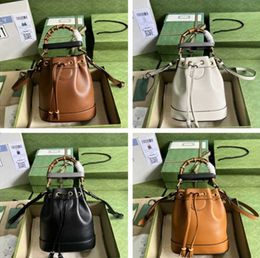 Designer Luxury Drawstring Shoulder Hand Bag Leather 724667 Diana Bamboo Tote 7A Meilleure qualité