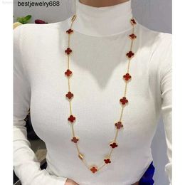 Diseñador Dupe de lujo Dupe Elegante Collar Collar Charm Diamante Postil de plata colgante 20 Flower Fourleaf Clover para niña Valentín Jewelr Rglj