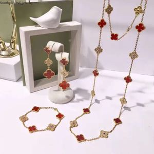 Designer Luxury Dupe Collier de trèfle élégant Charme Diamond Silver plaqué AGATE PENDANT 20 FLOWER FLOOR DU CLOVER DES Valentines Girl en 2393