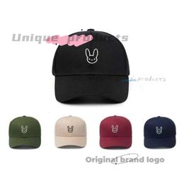 Diseñador Luxury Fashion Ball Caps Bad Borny Bordado Capilla de béisbol Rapador de algodón Reggae Ton Artista Dad Hat Unisex Casual Mujeres Snap Backs Cap Hip Hop 698