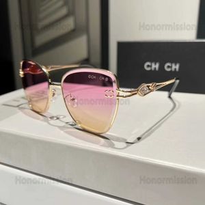 Channelsunglasses Designer Luxury Fashion Channel Lunettes de soleil Lunettes de soleil Goggle Beach Sun Glasses For Mens Womens Mmens Mmens Outdoor Sungasse 8512