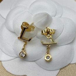 Designer luxe mode boucle d'oreille bijoux femmes rétro lettre boucles d'oreilles dorées pour femmes cadeaux fête de mariage boucles d'oreilles décoration boucles d'oreilles