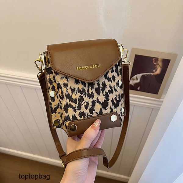 Designer Luxury Fashion Sacs Sacs Instagram Nouveau sac pour femmes coréen Leopard Print Mini Sac One épaule Crossbody Mouth Red Sac Id Sac