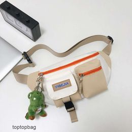 Diseñador Bolsos de hombro de moda de lujo NUEVA MEDILLA BOGA 2023 Tendencia de moda Bolso de hombro para mujer