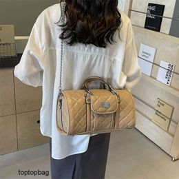 Diseñador Moda de lujo Bolsos de hombro Nuevo bolso para mujer Moda coreana Lingge Bolso de viaje de mano bordado Bolso Boston de gran capacidad Bolso bandolera de un solo hombro