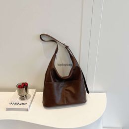 Sacs fourre-tout de luxe de luxe pour femmes, sac fourre-tout de grande capacité pour femmes, nouveau sac de transport léger, sac à bandoulière, un sac à bandoulière, 2024